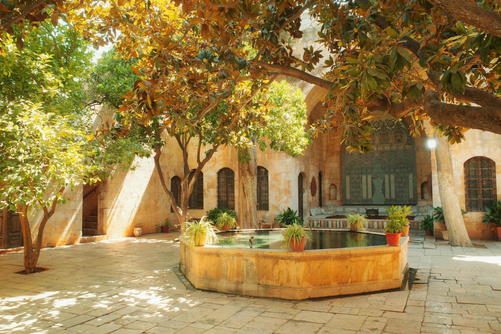 Gambar jasa anti rayap profesional terpercaya menggunakan metode pengendalian hama yang aman dan efektif untuk menghilangkan rayap di rumah dan bangunan lainnya